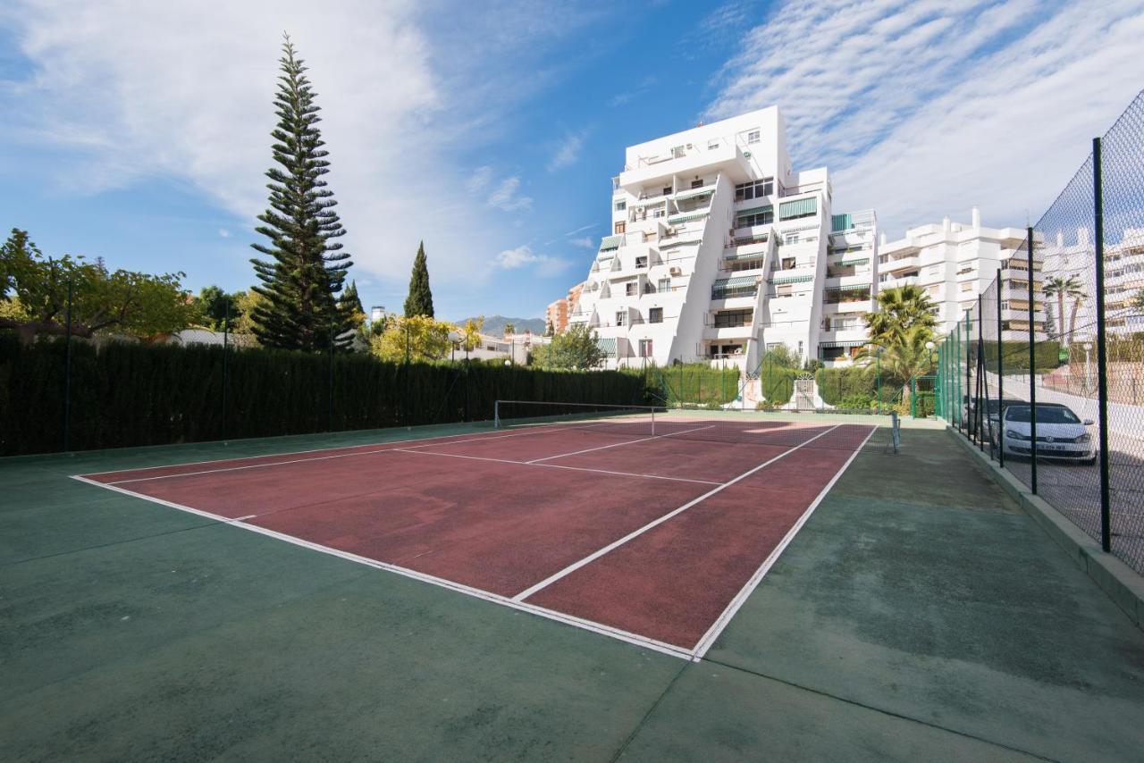 Pets Friendly Apartment, Next To The Marina And Arroyo De La Miel Benalmadena Exterior photo